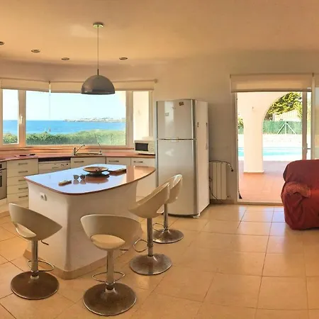 25 Passeig De La Mar Villa