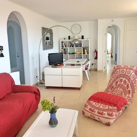 Villa 25 Passeig De La Mar *