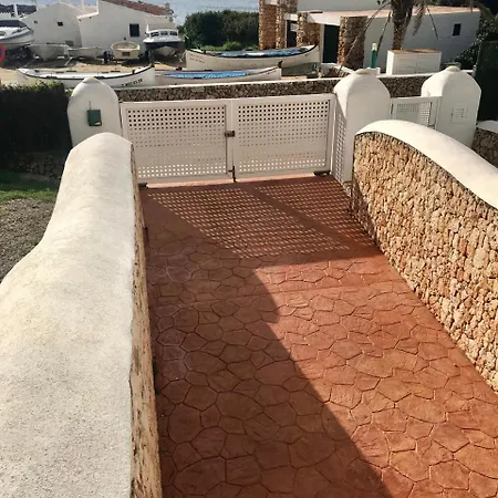 25 Passeig De La Mar *