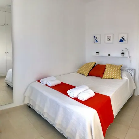 25 Passeig De La Mar Villa *
